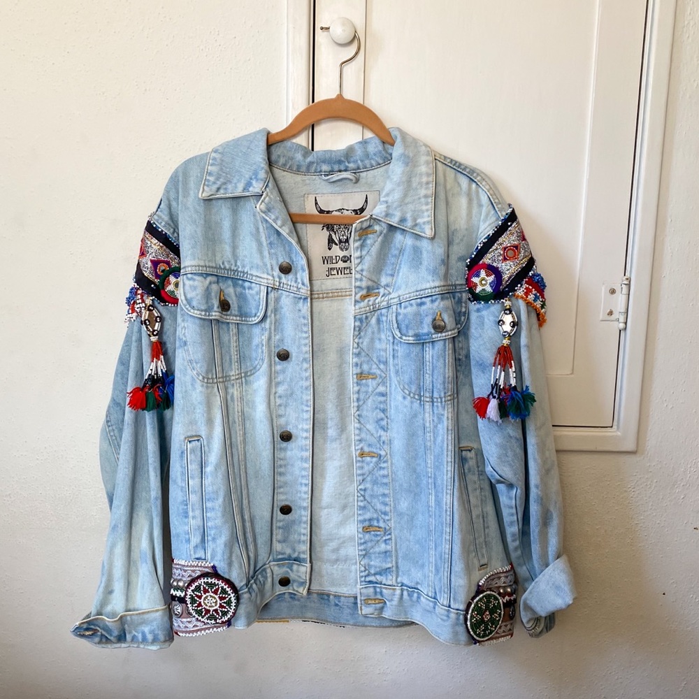 Original Wild and Free Jewelry Jacket 🦋 - Picture 2 of 5